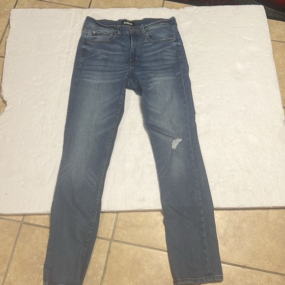 RSQ Tilly’s slim medium wash distressed slim jeans 31x32 - Picture 4 of 7